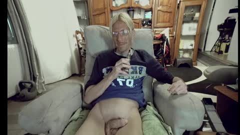 jeff online show from October 7, 2025, 7:33 pm