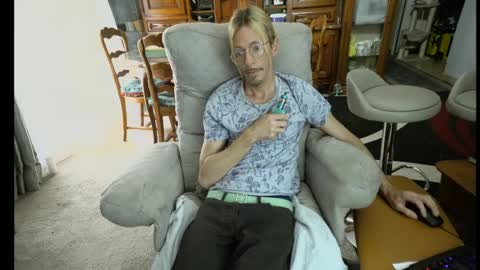 jeff online show from May 1, 2026, 7:24 am