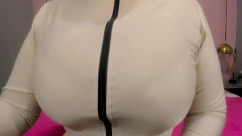 Snapshot of 00valeriasexxx chatting on March 5, 2025, 10:00 am Valeria online show from March 5, 2025, 10:00 am