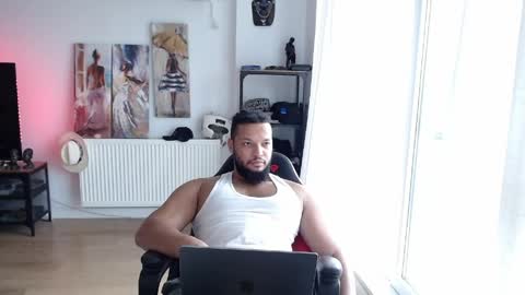 Snapshot of 0_kingsley chatting on May 13, 2026, 4:48 pm Kingsley online show from May 13, 2026, 4:48 pm