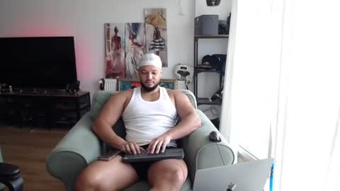 Snapshot of 0_kingsley chatting on July 15, 2026, 2:33 pm Kingsley online show from July 15, 2026, 2:33 pm