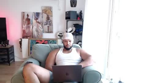 Snapshot of 0_kingsley chatting on August 5, 2026, 1:25 pm Kingsley online show from August 5, 2026, 1:25 pm