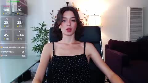 Snapshot of 0_perfect_imperfection_0 chatting on August 1, 2026, 9:14 pm Olivia online show from August 1, 2026, 9:14 pm