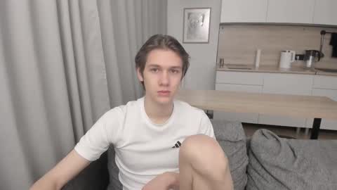 Adam online show from September 14, 2025, 1:43 pm