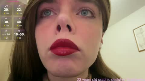 Aishe online show from May 10, 2026, 3:39 pm
