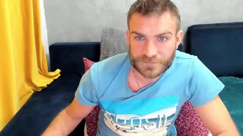 10in_deluxe online show from February 24, 2025, 4:47 pm