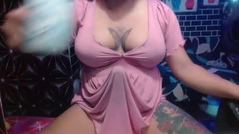 Snapshot of 11inchmonstercock4u chatting on June 4, 2026, 2:17 am i am trixie im Your Selfsucking Mistress online show from June 4, 2026, 2:17 am