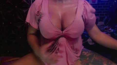  i am trixie im Your Selfsucking Mistress  online show from June 24, 2026, 2:32 am