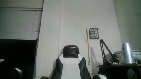 Snapshot of 11inchtattedtrinibad chatting on September 17, 2025, 9:22 am 11inchtattedtrinibad online show from September 17, 2025, 9:22 am