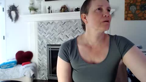 Snapshot of 11willowandjohn11 chatting on May 24, 2026, 10:48 pm Aurora Willows online show from May 24, 2026, 10:48 pm