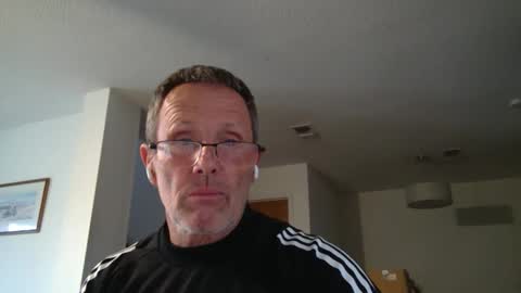 13glanmorfa online show from February 11, 2025, 8:31 pm