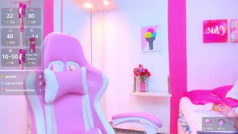 Snapshot of 15_scarlette chatting on January 25, 2025, 10:40 am Scarlette online show from January 25, 2025, 10:40 am