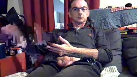 18remy45 online show from May 2, 2026, 1:16 pm
