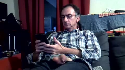 18remy45 online show from June 11, 2026, 7:01 pm
