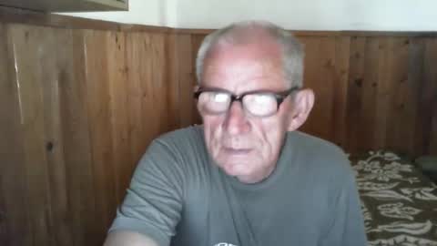 19georg54 online show from May 7, 2026, 11:59 am