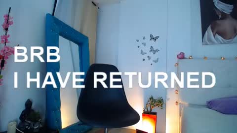 Snapshot of 19vanee chatting on February 16, 2025, 4:42 pm stef read my description online show from February 16, 2025, 4:42 pm