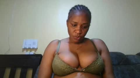 1_sexylove online show from April 18, 2026, 8:29 am