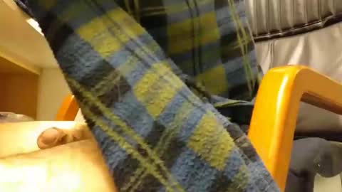 1aqw online show from October 4, 2025, 7:56 pm