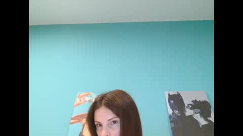 Snapshot of 1baby_sweet chatting on June 9, 2026, 10:43 pm 1baby_sweet online show from June 9, 2026, 10:43 pm