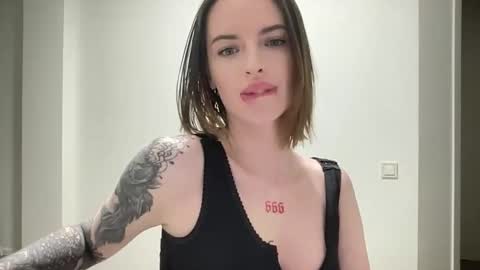 DOVE online show from October 13, 2025, 6:08 pm