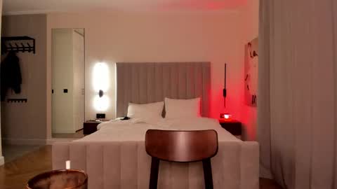 Lily 3 online show from January 18, 2026, 6:55 pm