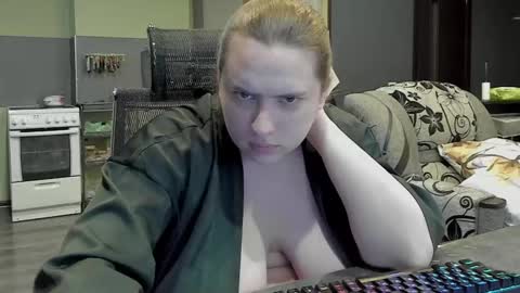 Snapshot of 1lindsey1 chatting on March 4, 2025, 9:22 pm 1LINDSEY1 online show from March 4, 2025, 9:22 pm