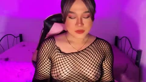 1lovelymess online show from October 26, 2025, 3:01 am