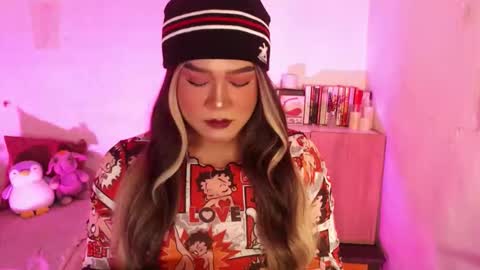 1lovelymess online show from April 24, 2026, 12:02 am