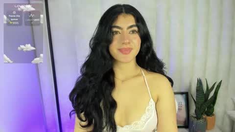 Snapshot of 1m_emily chatting on November 10, 2025, 2:43 am . online show from November 10, 2025, 2:43 am