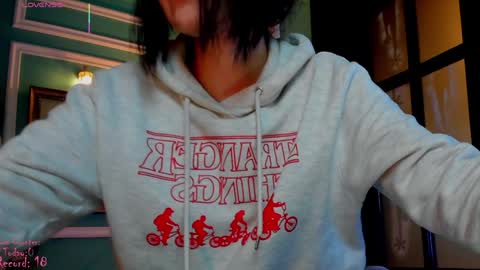 Snapshot of 1munique chatting on January 31, 2025, 1:12 pm Moona online show from January 31, 2025, 1:12 pm