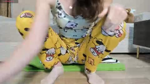 Snapshot of 1nwardly_beauty chatting on June 16, 2026, 6:54 pm molly online show from June 16, 2026, 6:54 pm