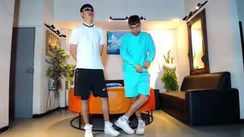 Snapshot of 1pushman chatting on March 1, 2026, 1:35 pm pushman online show from March 1, 2026, 1:35 pm