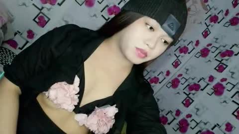 Snapshot of 1sexy_kim69 chatting on April 16, 2026, 4:52 pm 1sexy_kim69 online show from April 16, 2026, 4:52 pm