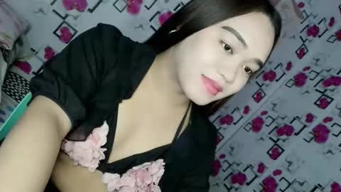 Snapshot of 1sexy_kim69 chatting on April 19, 2026, 6:10 pm 1sexy_kim69 online show from April 19, 2026, 6:10 pm