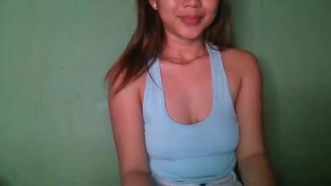 Snapshot of 1smile4u chatting on February 18, 2025, 1:00 pm 1smile4u online show from February 18, 2025, 1:00 pm