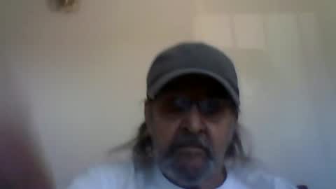 1valentine online show from October 29, 2025, 4:42 pm