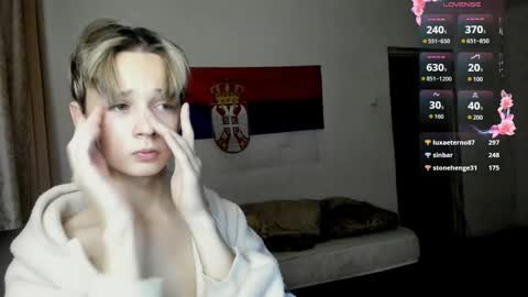 Milos online show from October 8, 2025, 11:24 pm