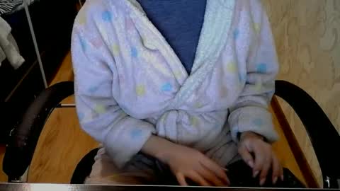 1your_hot_girls online show from December 11, 2024, 5:37 pm