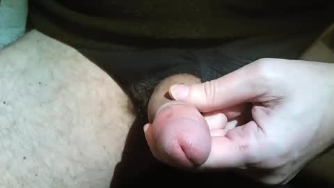 Snapshot of 2001uwuk chatting on December 8, 2024, 6:28 pm 2001uwuk online show from December 8, 2024, 6:28 pm