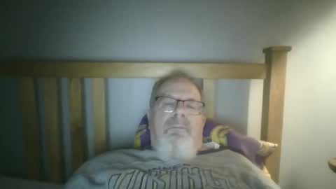 Snapshot of 2003dynawideglide chatting on January 7, 2025, 4:08 am 2003dynawideglide online show from January 7, 2025, 4:08 am