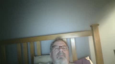 Snapshot of 2003dynawideglide chatting on January 19, 2025, 12:38 am 2003dynawideglide online show from January 19, 2025, 12:38 am