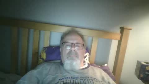 Snapshot of 2003dynawideglide chatting on January 21, 2025, 2:22 am 2003dynawideglide online show from January 21, 2025, 2:22 am