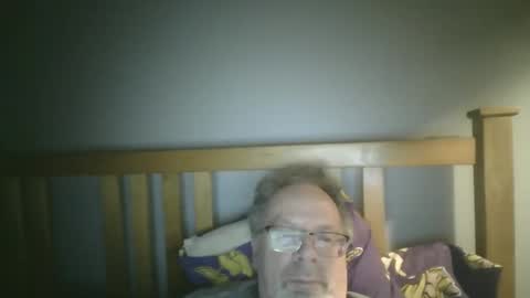 Snapshot of 2003dynawideglide chatting on February 2, 2025, 3:21 am 2003dynawideglide online show from February 2, 2025, 3:21 am