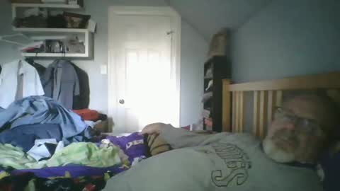 Snapshot of 2003dynawideglide chatting on November 1, 2025, 7:27 pm 2003dynawideglide online show from November 1, 2025, 7:27 pm