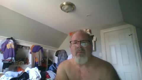 Snapshot of 2003dynawideglide chatting on November 29, 2025, 3:48 pm 2003dynawideglide online show from November 29, 2025, 3:48 pm