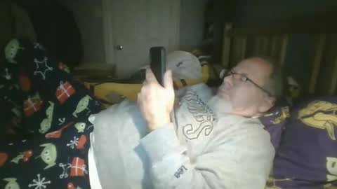 Snapshot of 2003dynawideglide chatting on December 21, 2025, 3:46 am 2003dynawideglide online show from December 21, 2025, 3:46 am