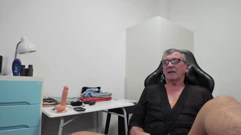 Henk online show from January 9, 2025, 4:17 pm