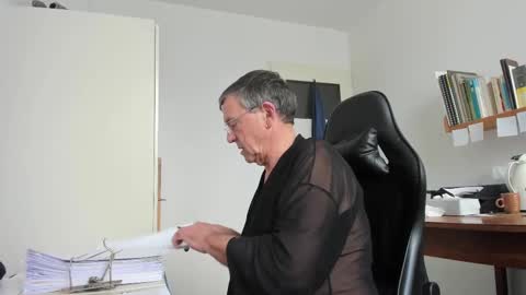 Henk online show from February 27, 2025, 3:15 pm