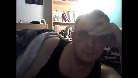 2025eyesforyou online show from March 8, 2026, 10:13 pm