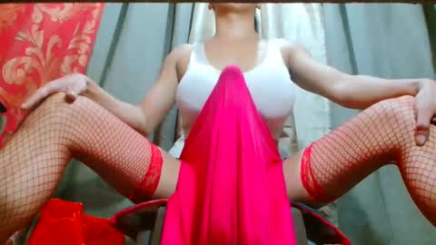 Snapshot of 21cmmusclecockts chatting on December 4, 2024, 2:42 am mharjorie online show from December 4, 2024, 2:42 am